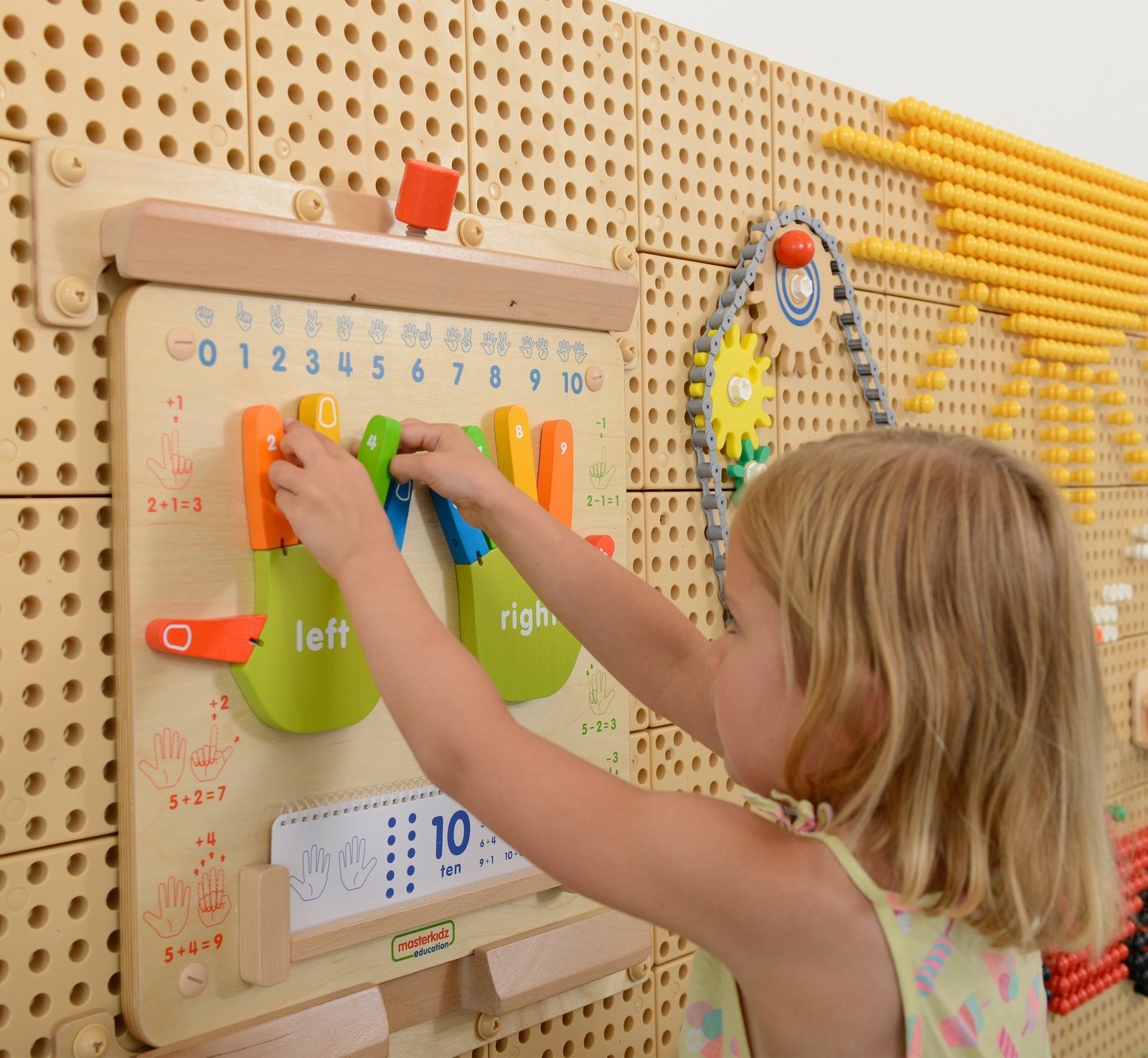 Kabinama Masterkidz sieninė edukacinė lenta Skaičiavimas RME09524 - Image 3